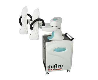人共存型双腕ロボット「duAro（デュアロ）」