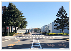 写真2　八千代工場正面